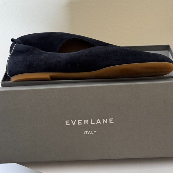 NIB Everlane The Day Glove Flat Heel Woman's sz 11 Suede Navy Blue Narrow Fit - Picture 3 of 12